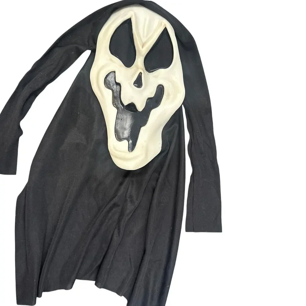 Glow in Dark Scream Ghostface Fun World Mask Black Hood Scary Halloween 9206